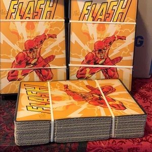 Bioworld DC The Flash Comic Gift Boxed T-shirt NEW